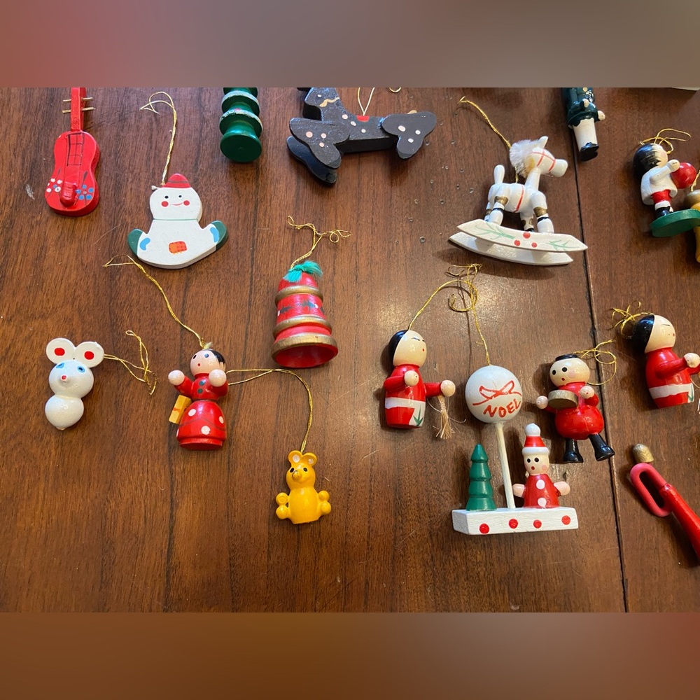 Vintage Tiny Wood Christmas Ornaments Bundle - Picture 4 of 6